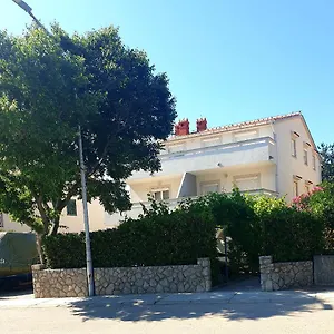 apartments-kraljic.primorje-gorskikotar.com/