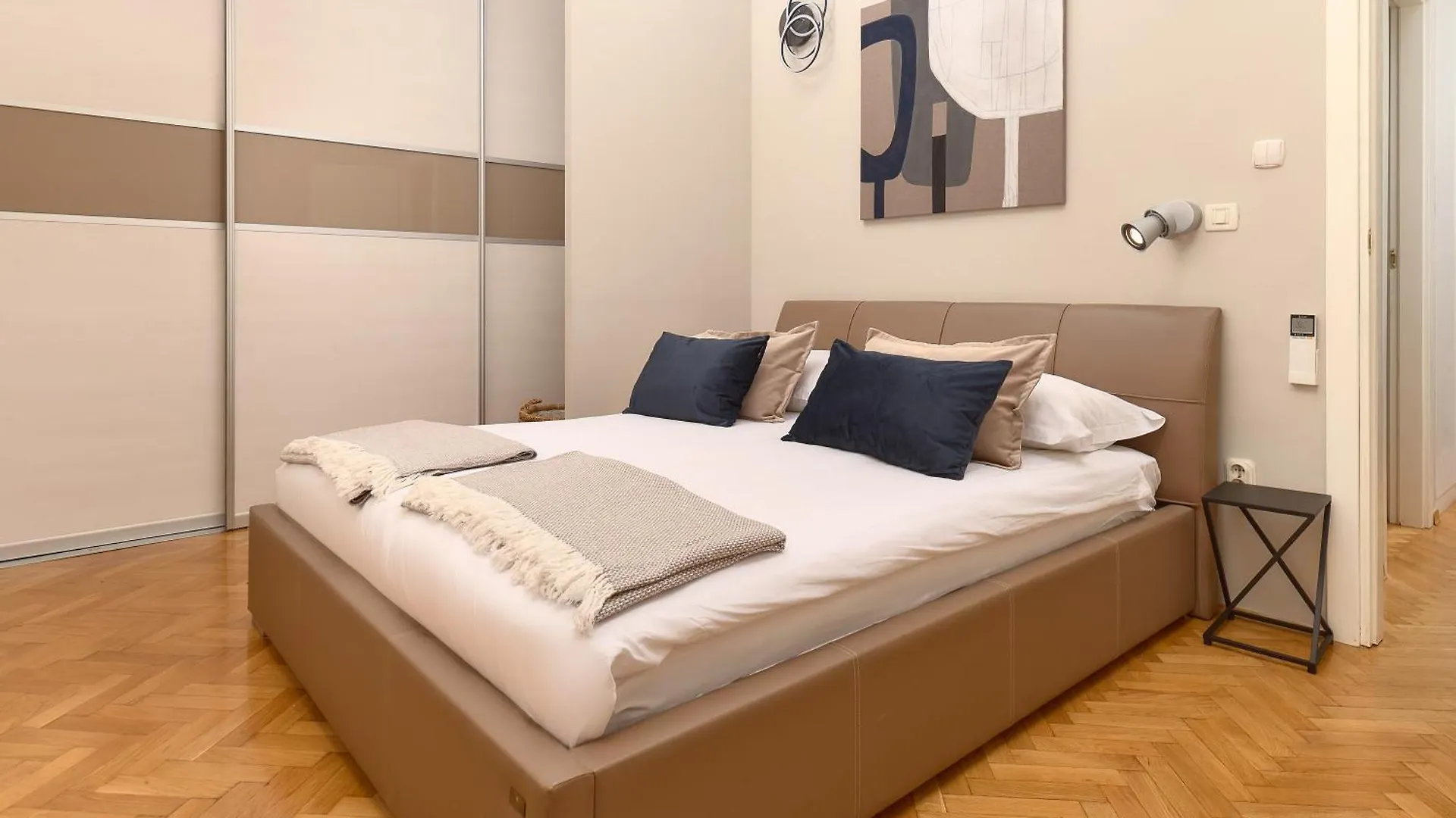 ספליט Royal Suites לינה וארוחת בוקר