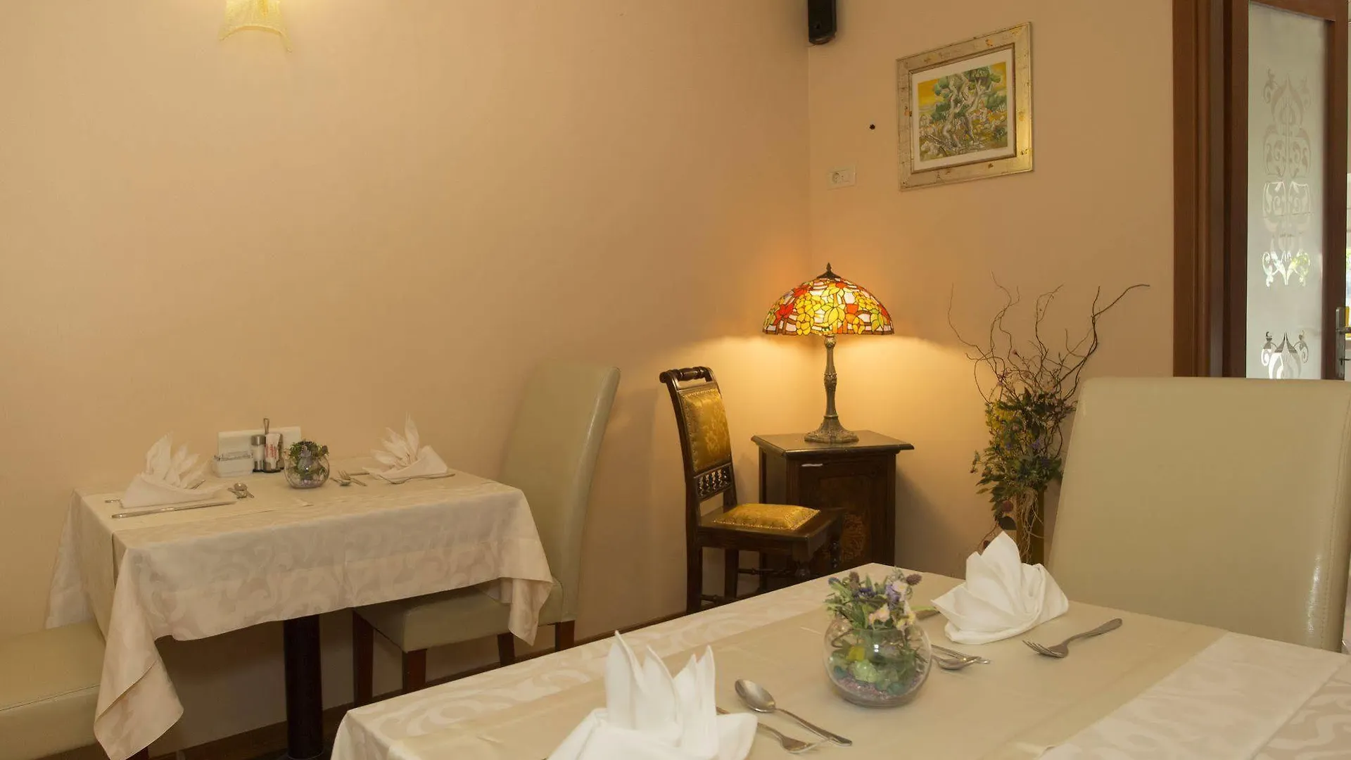 ספליט Royal Suites 4*,